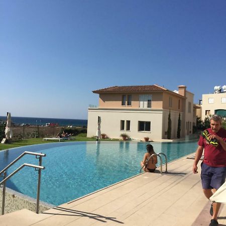 Lingna Luxury Apartment Lighthouse Paphos 外观 照片