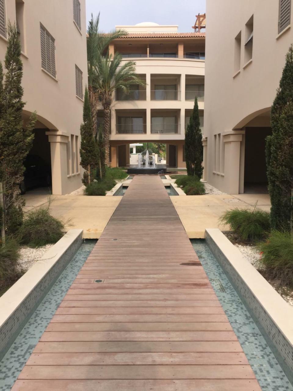 Lingna Luxury Apartment Lighthouse Paphos 外观 照片
